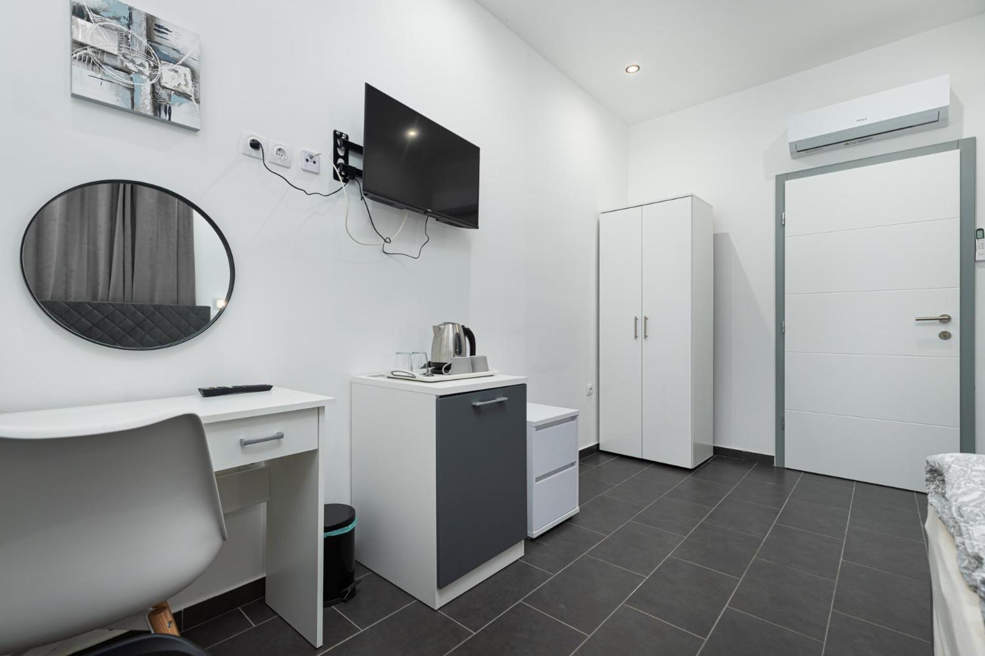 Rooms And Studio Flora Porec Exterior photo